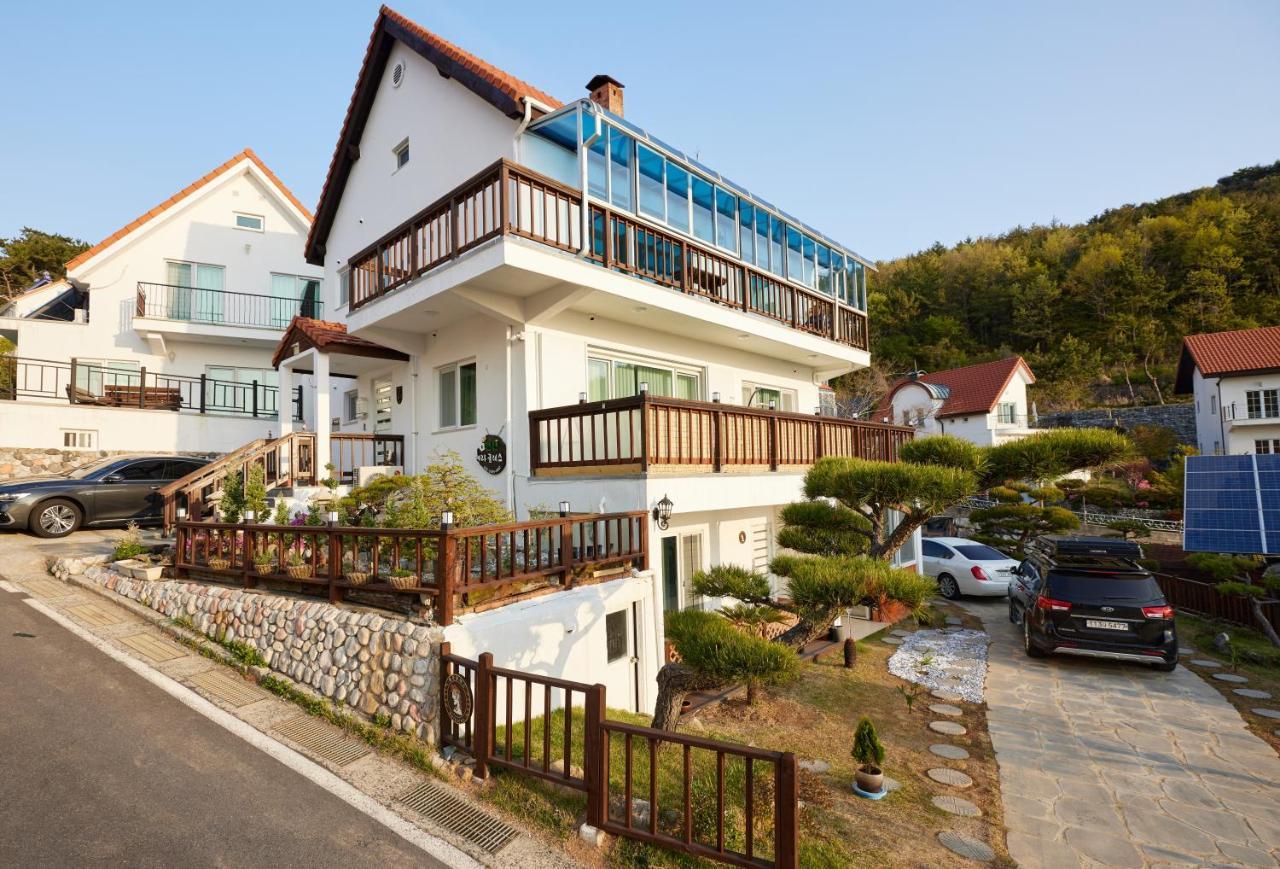 Herkules Namhae German Village 外观 照片